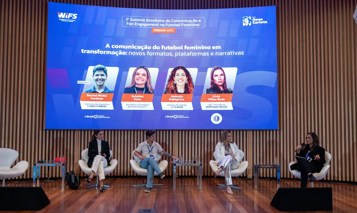 Futebol feminino em debate: o que trava o crescimento da modalidade no Brasil