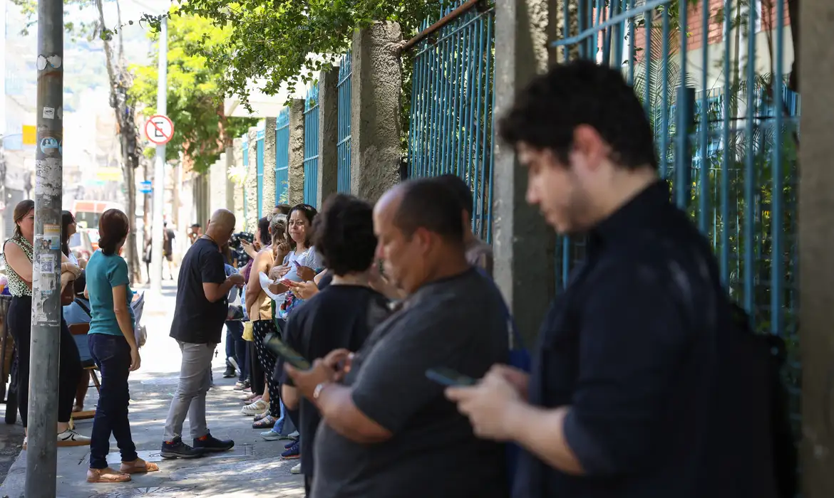 Prova Nacional Docente: exame acontece no domingo em mais de 800 municípios